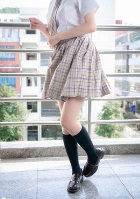 老师好紧开裆蕾丝内裤女_超清免费高清观看