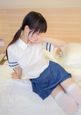 娇喘2分钟戴上耳机污_4K高清在线观看