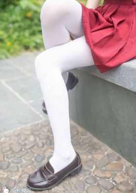 蕾丝女孩_1080手机免费观看完整