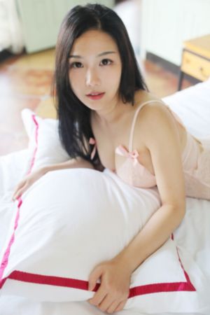 女生张开腿_BD英语免费观看电视剧