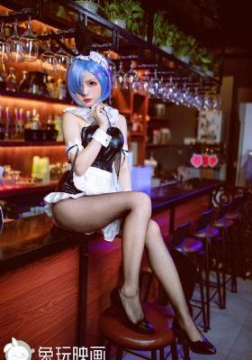 午夜美女福利视频_超清影视在线观看