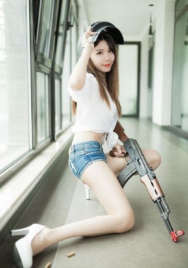 绝美剑仙张开玉腿呻吟小说_免费观看高清版