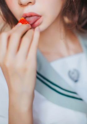 《爱丽丝梦游仙境》_超清电影全集观看
